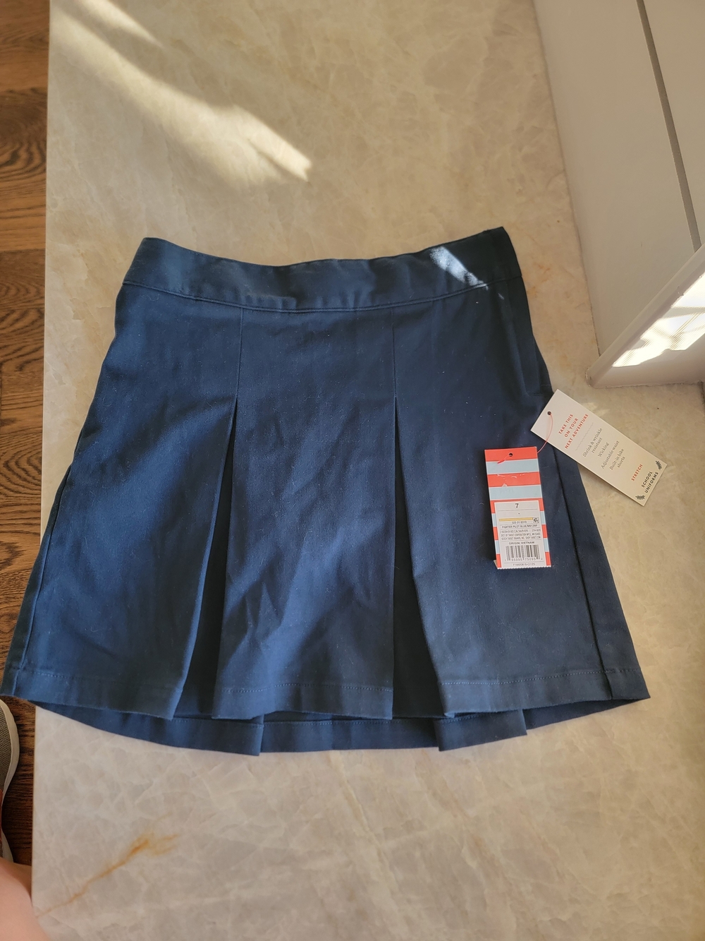 Cat & Jack Girls Uniform School pleated  Skorts. Size 7 Adjustable waist